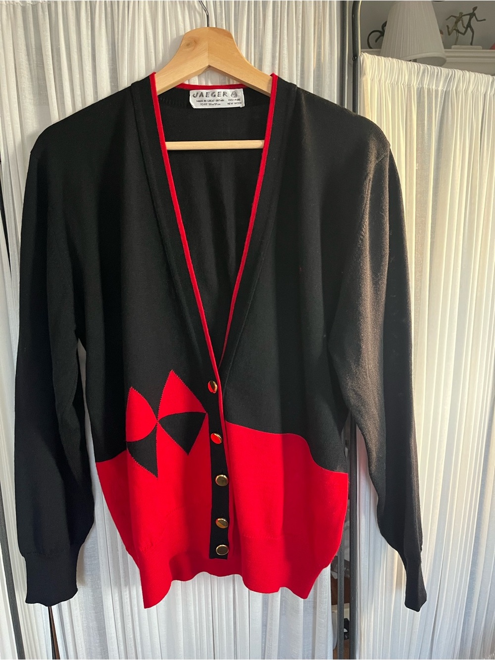 VTG 80’s Grt Brit Jaeger 100% Wool Black and Red V-Neck Geometric Cardigan, Sz L